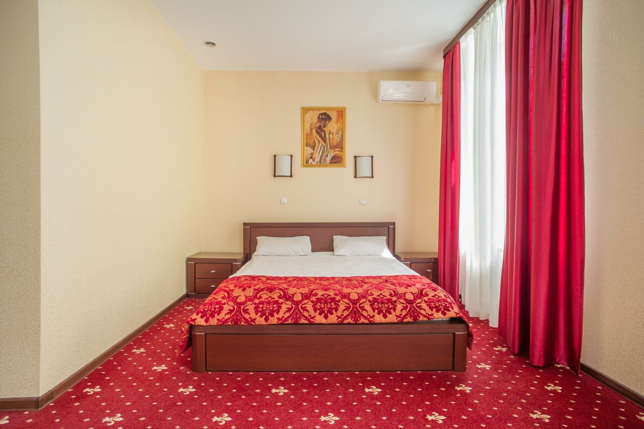 Гостиница Первомайская Москва-68