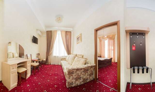 Гостиница Первомайская Москва-68