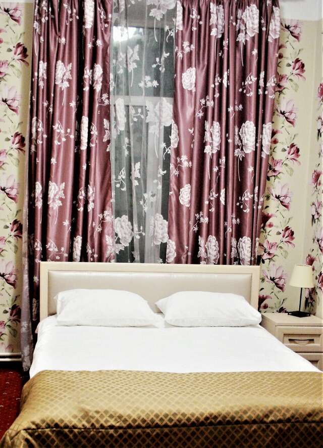 Гостиница Первомайская Москва-90