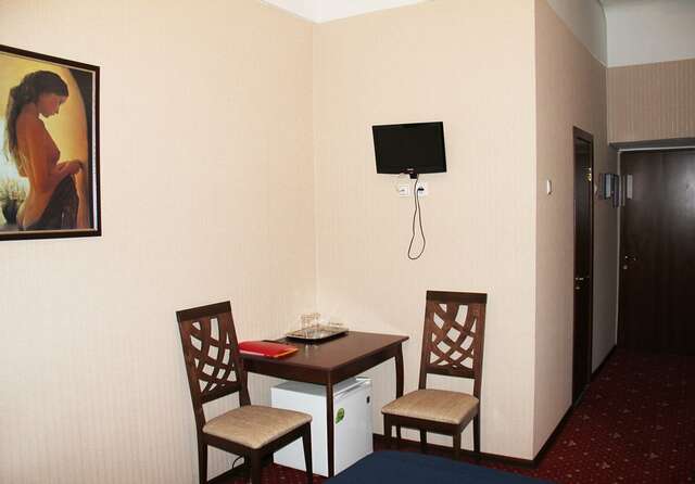 Гостиница Первомайская Москва-75